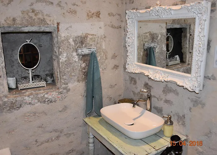 Couette-café Les 2 Brigards 4*