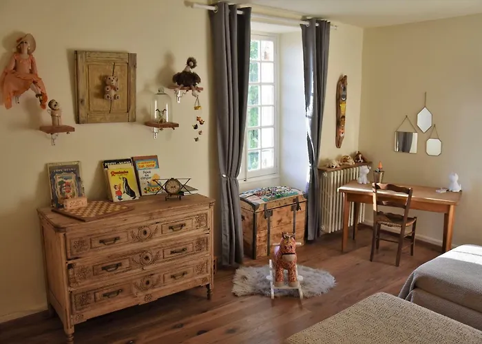 Les 2 Brigards Couette-café